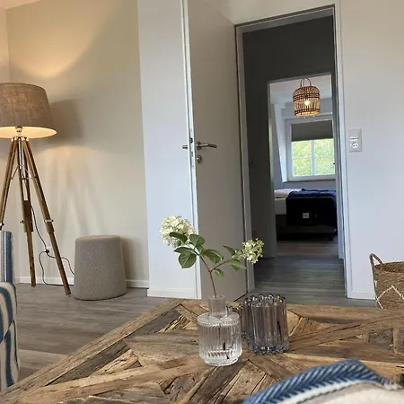 Villa-seeperle-sturmvogel *